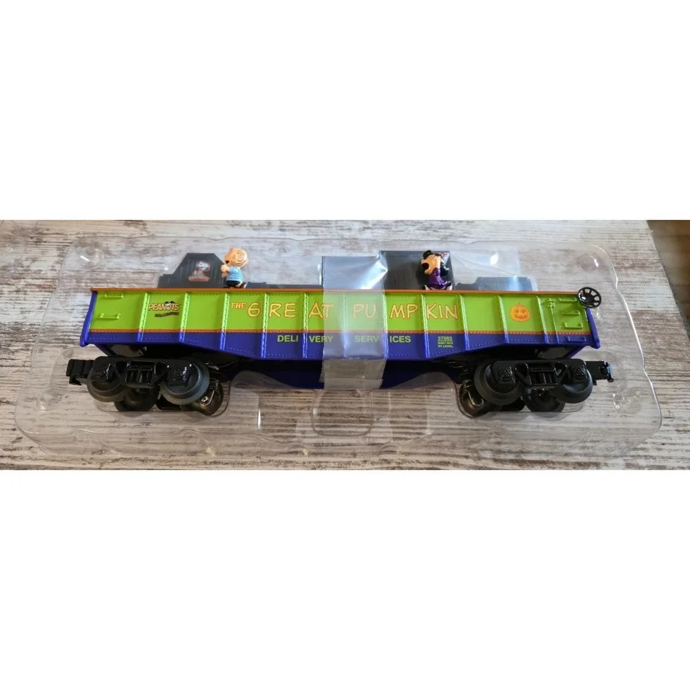 Lionel 6-37082 Peanuts Trick-or-Treat Animated Gondola O Gauge - NIB